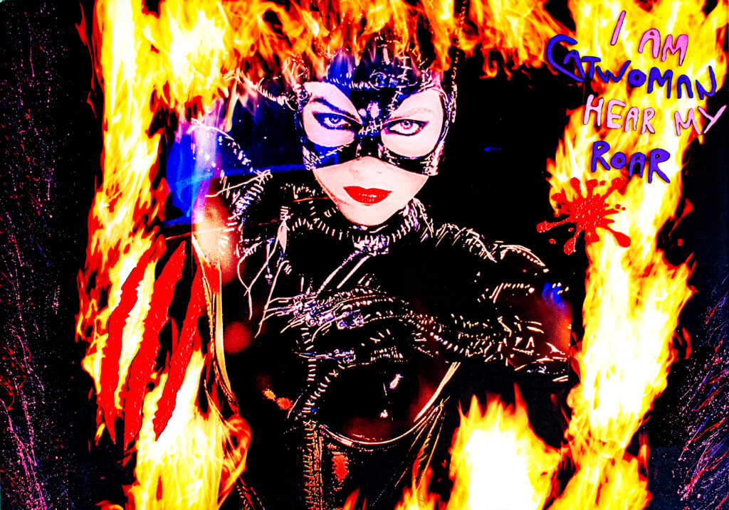 “Catwoman Roar Fire” di Matteo Frasca 100x70 Flame Painting e Sovra pittura acrilica su Plexiglass