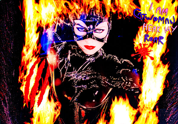 “Catwoman Roar Fire” di Matteo Frasca - Flame Painting e Sovra pittura acrilica su Plexiglass